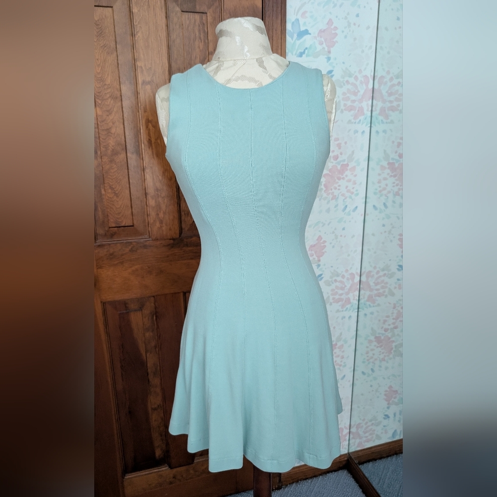 Zara Sleeveless Mint Midi Dress Size Small